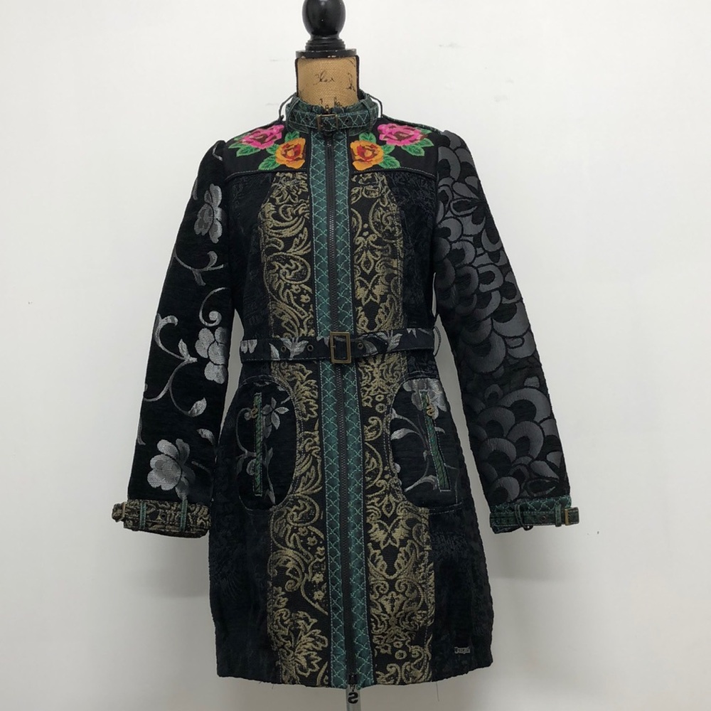 Desigual Embroidered Rare Unique Jacket Size 42